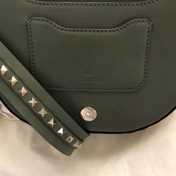 Valentino studded shoulder bag. Dark green - Picture 6 of 13